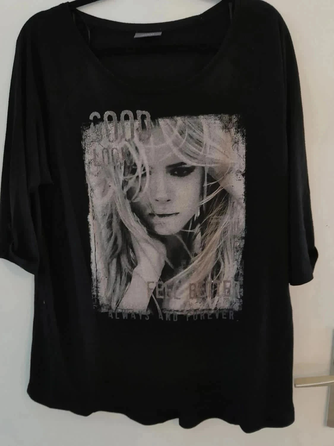T-shirt femme avec paillettes, taille XL, Marque C&A